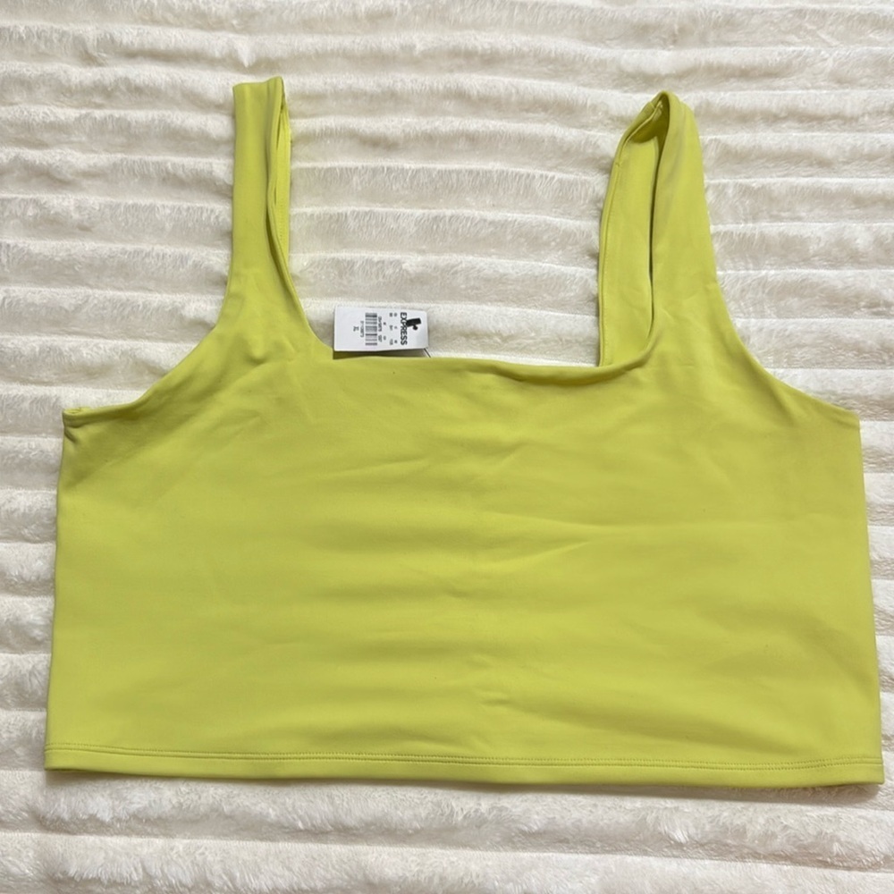 Express Body Contour Crop